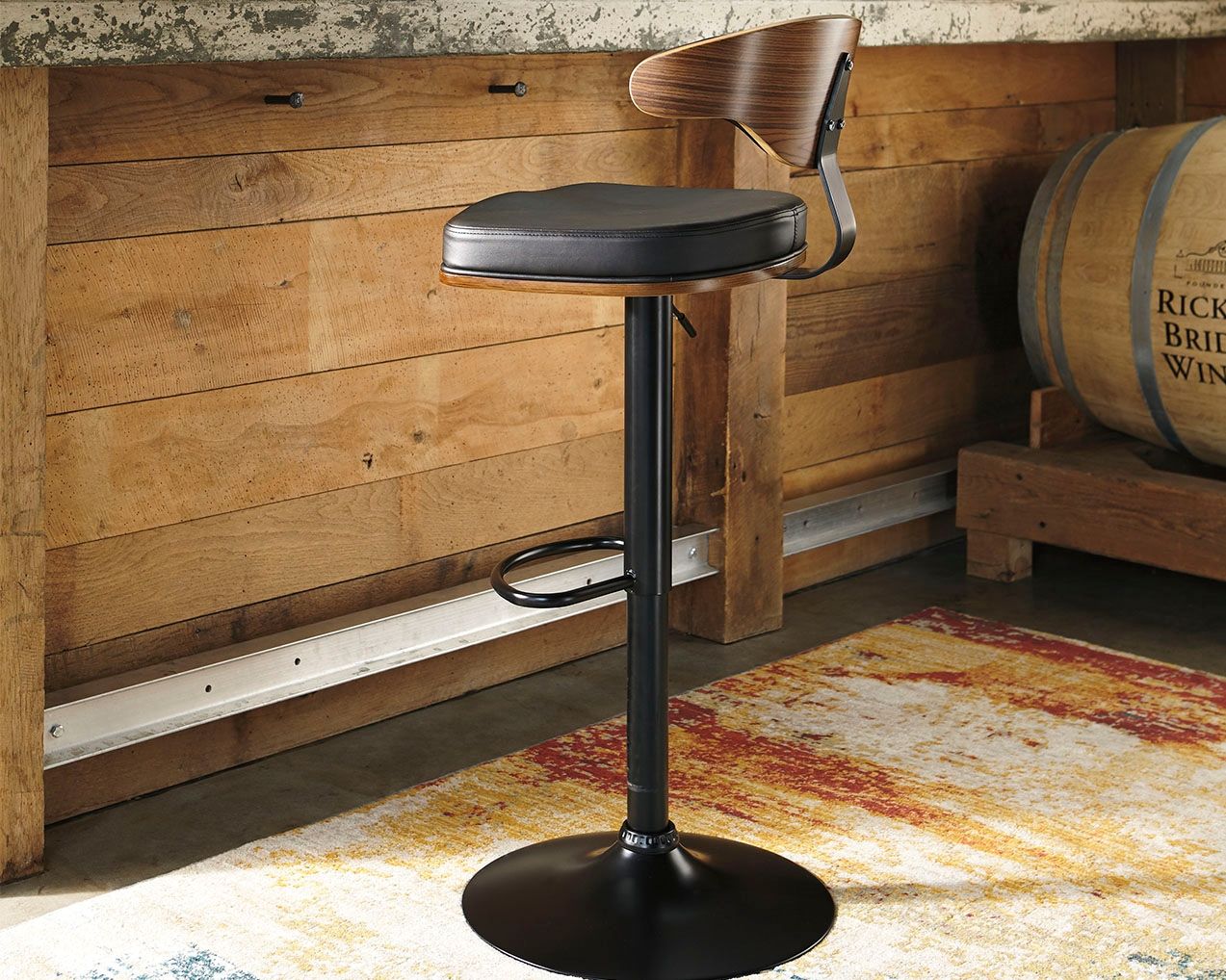 Bellatier - Brown / Black - Tall Uph Swivel Barstool