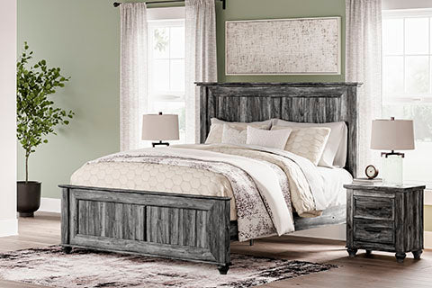 Thyven Queen Panel Bedroom Suite *Final Sale