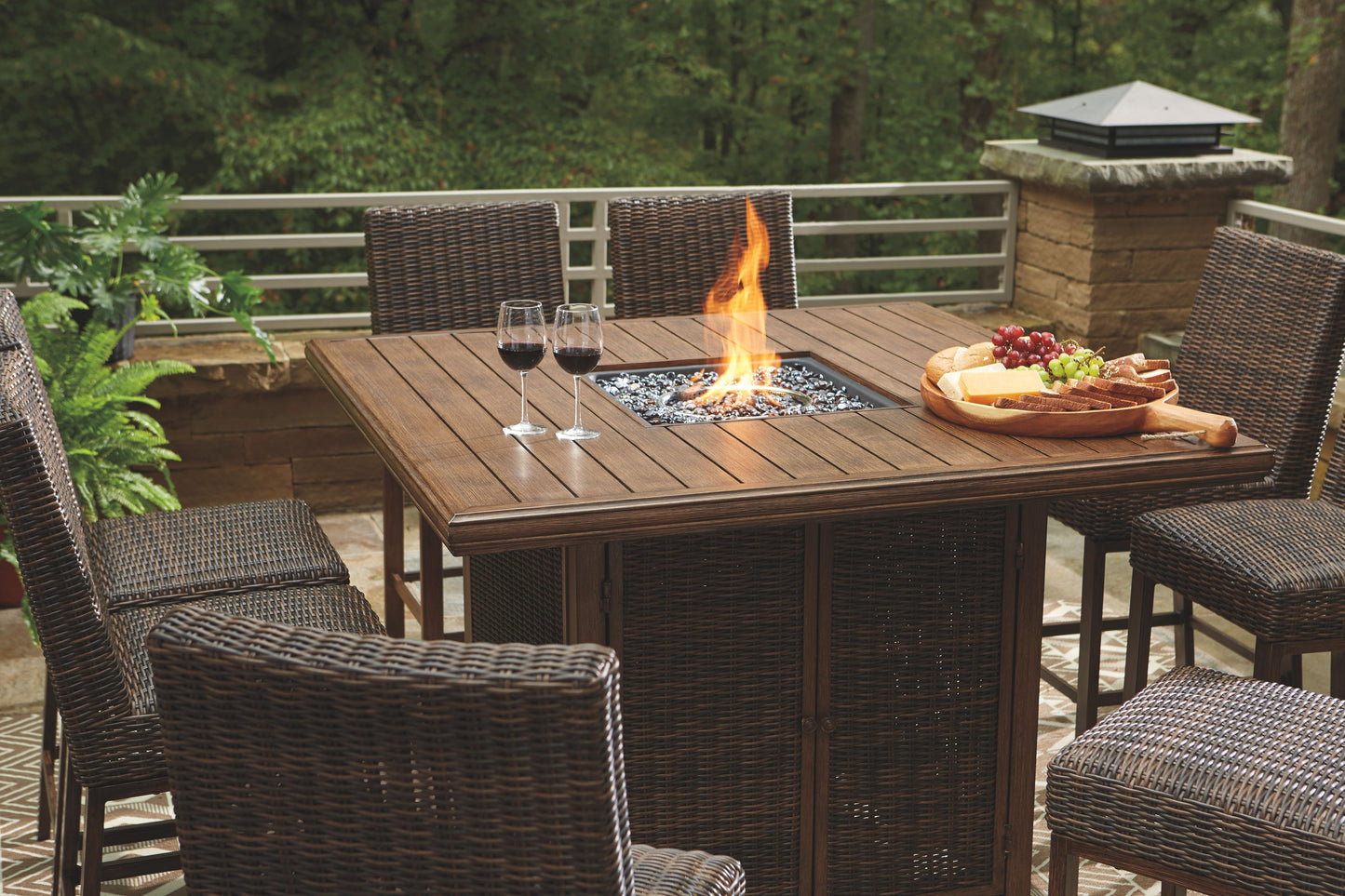 Paradise Trail - Outdoor Fire Pit Table Set