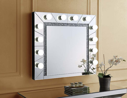 Noralie - Wall Decor - Mirrored - 28"